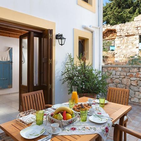 Villa Little Karafillias Chalki House Exterior foto